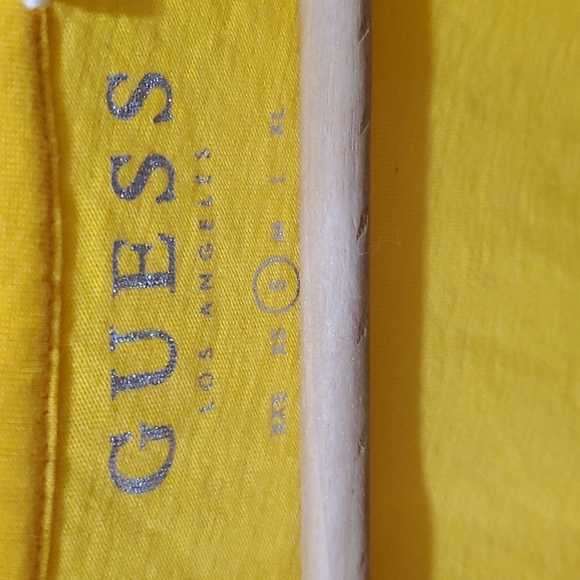GUESS summer Tee - Picture 3 of 4